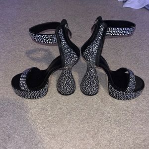 Black Azealia Wang Pumps w/ wide heel and gems